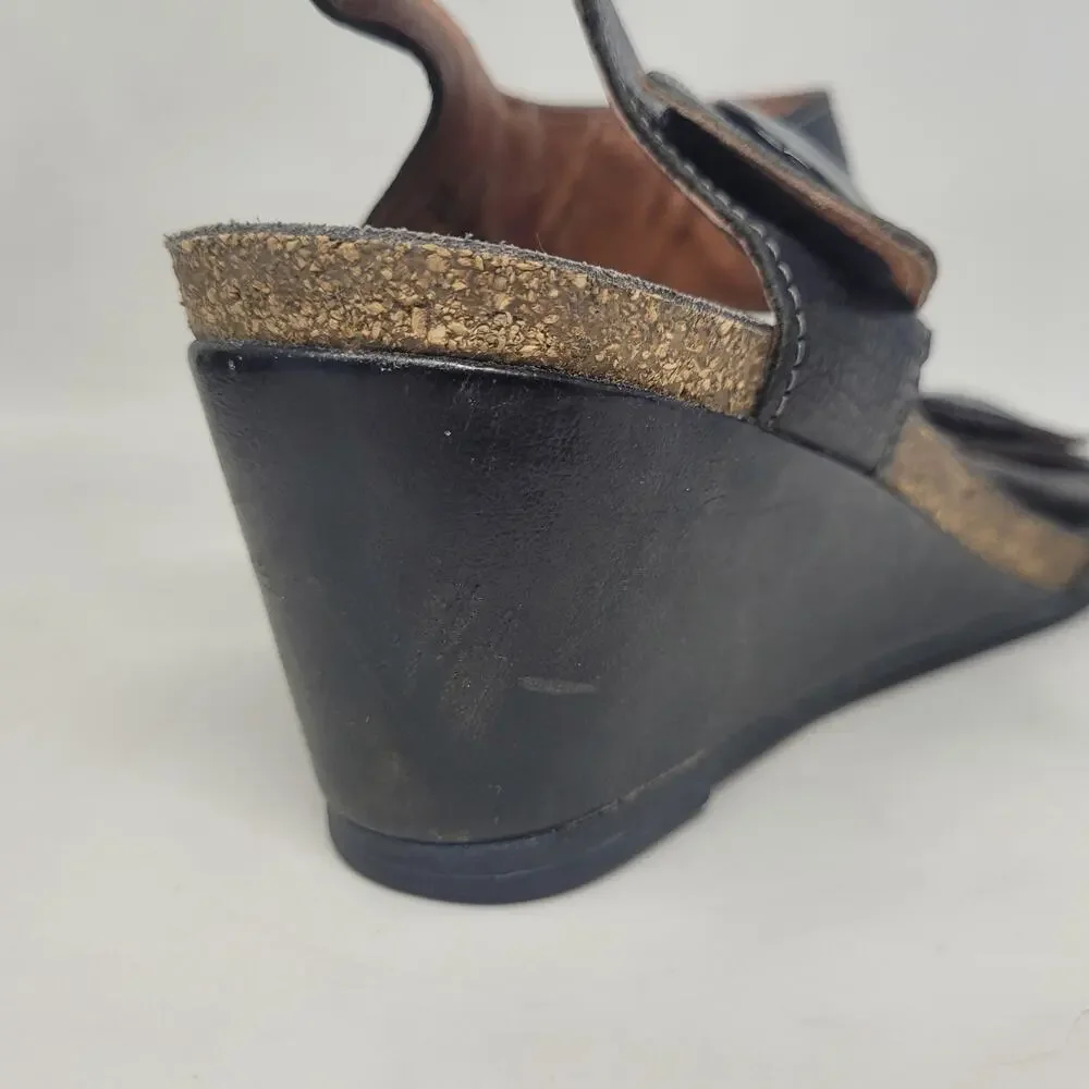 Taos Sandals 10 EU41 Black Leather Wedge Carousel Slingback Medallion 3209
